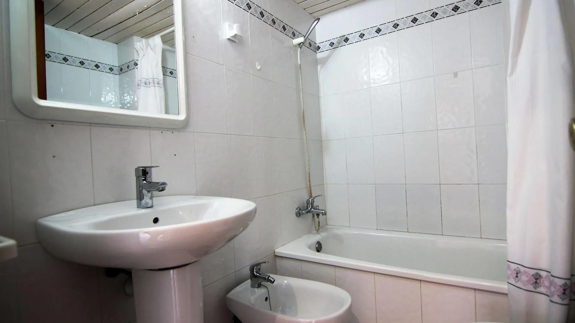Apartamentos Zodiac Lloret de Mar España
